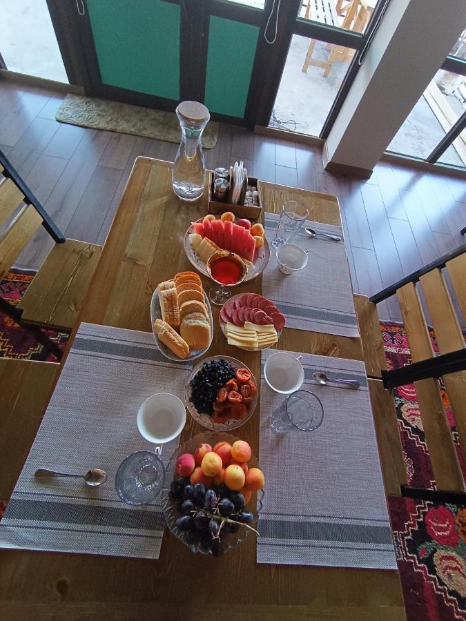 Kezgin Guest House Naryn Bagian luar foto