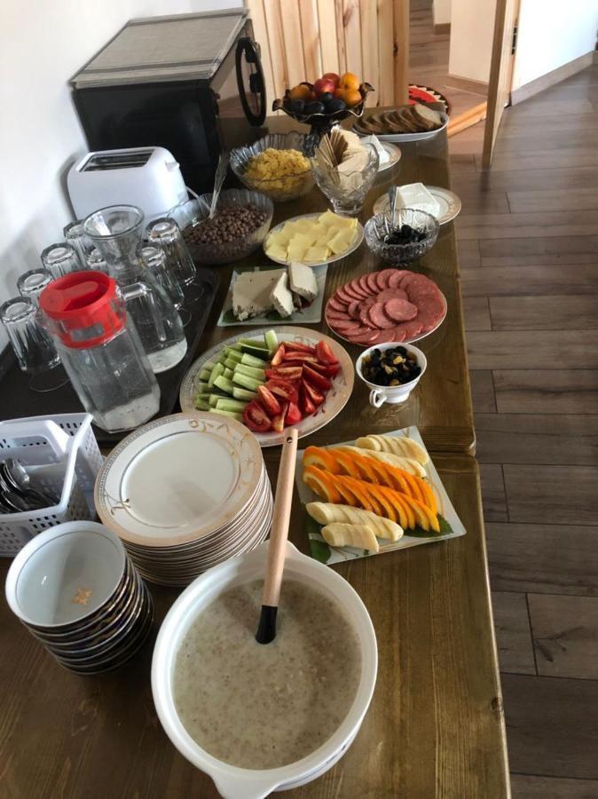 Kezgin Guest House Naryn Bagian luar foto